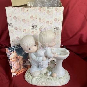 Precious Moments by Enesco “Your Love is so Uplifting “ in original box #520875